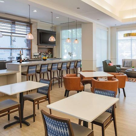 Hilton Garden Inn Portland Lake Oswego Esterno foto