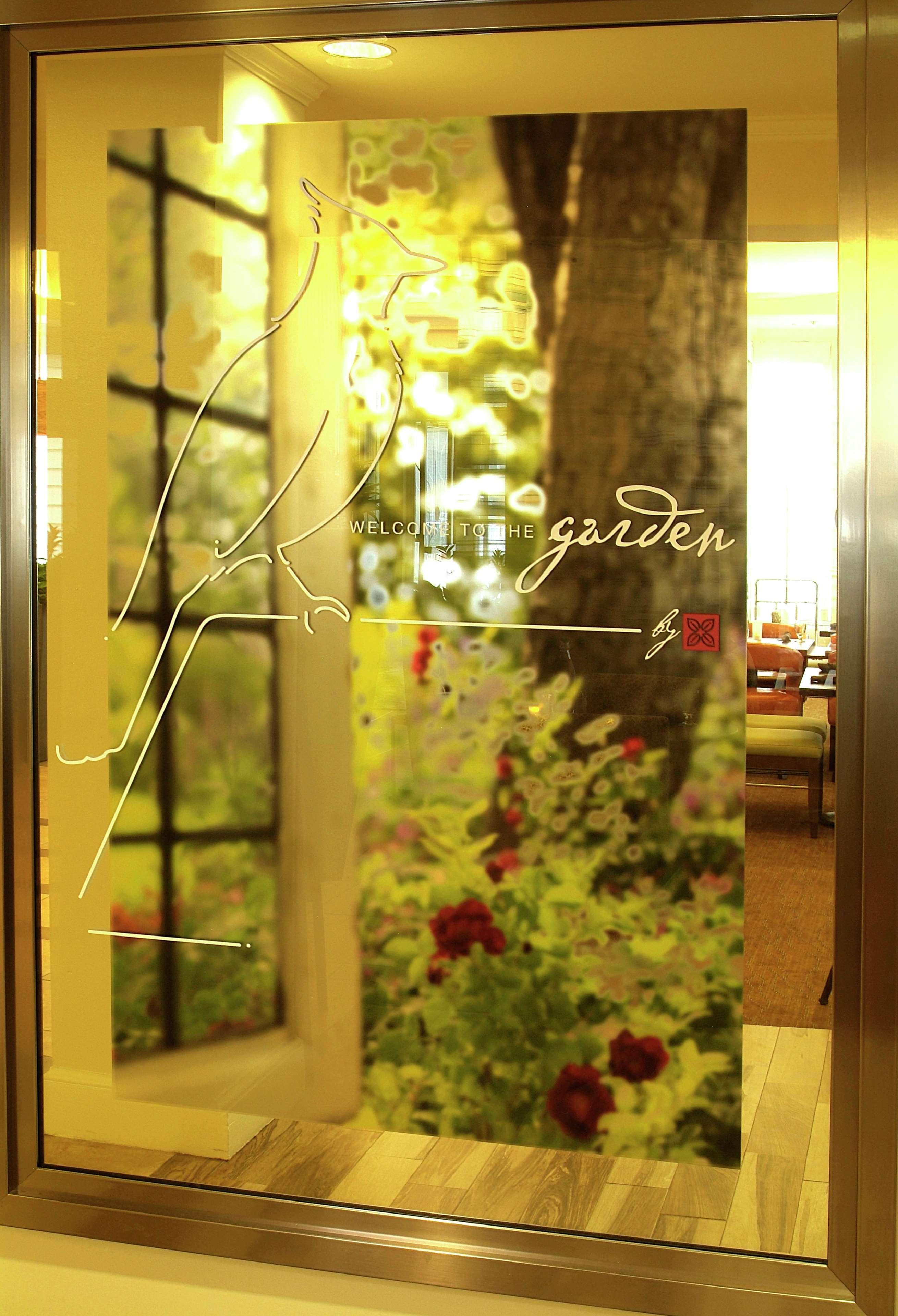 Hilton Garden Inn Portland Lake Oswego Esterno foto