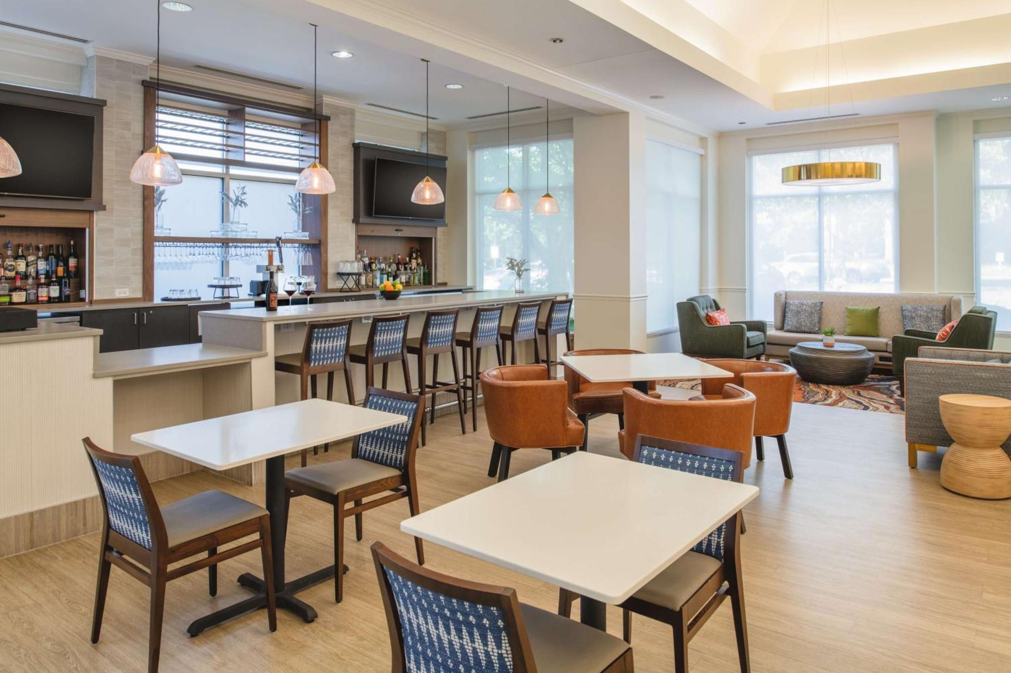 Hilton Garden Inn Portland Lake Oswego Esterno foto