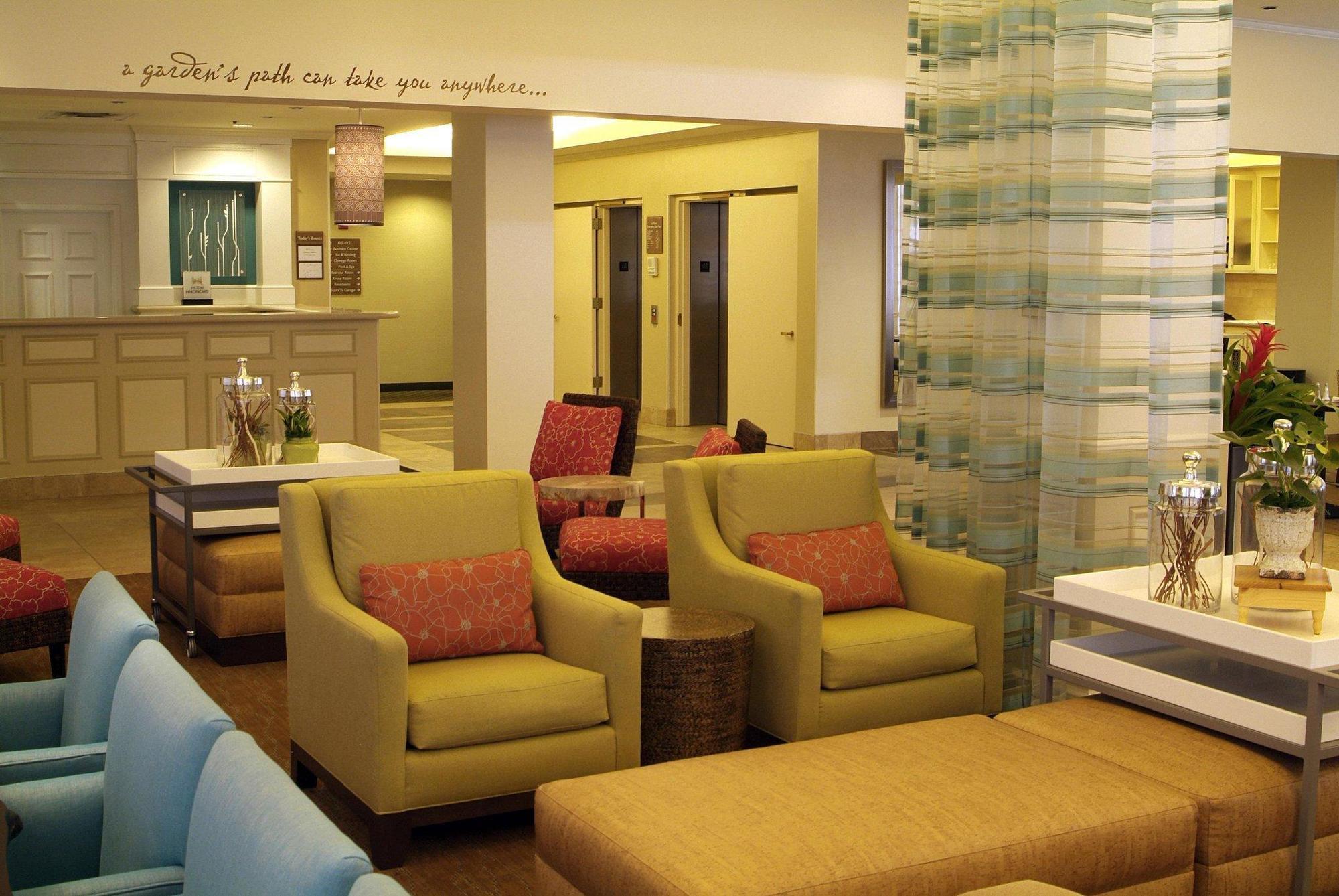 Hilton Garden Inn Portland Lake Oswego Esterno foto
