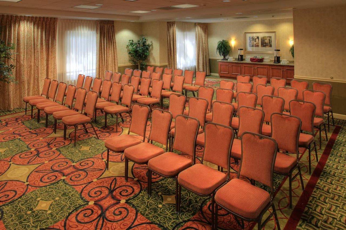 Hilton Garden Inn Portland Lake Oswego Esterno foto