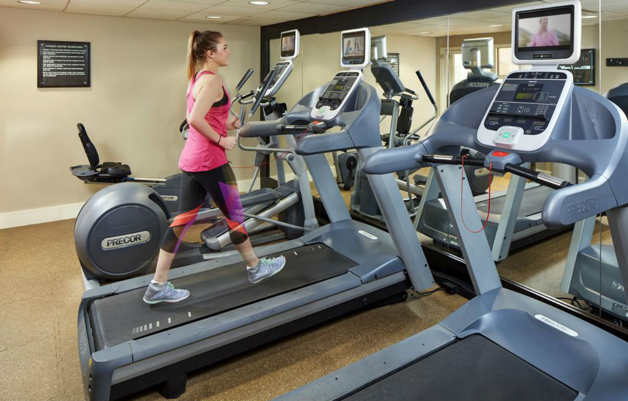 Hilton Garden Inn Portland Lake Oswego Esterno foto